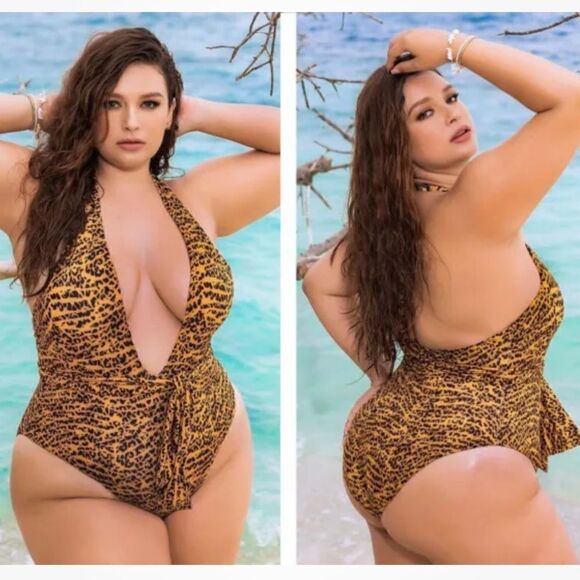 NWT Mapale Curvy Size One Piece Swimsuit Color Animal Print 3x-4X - Picture 1 of 13